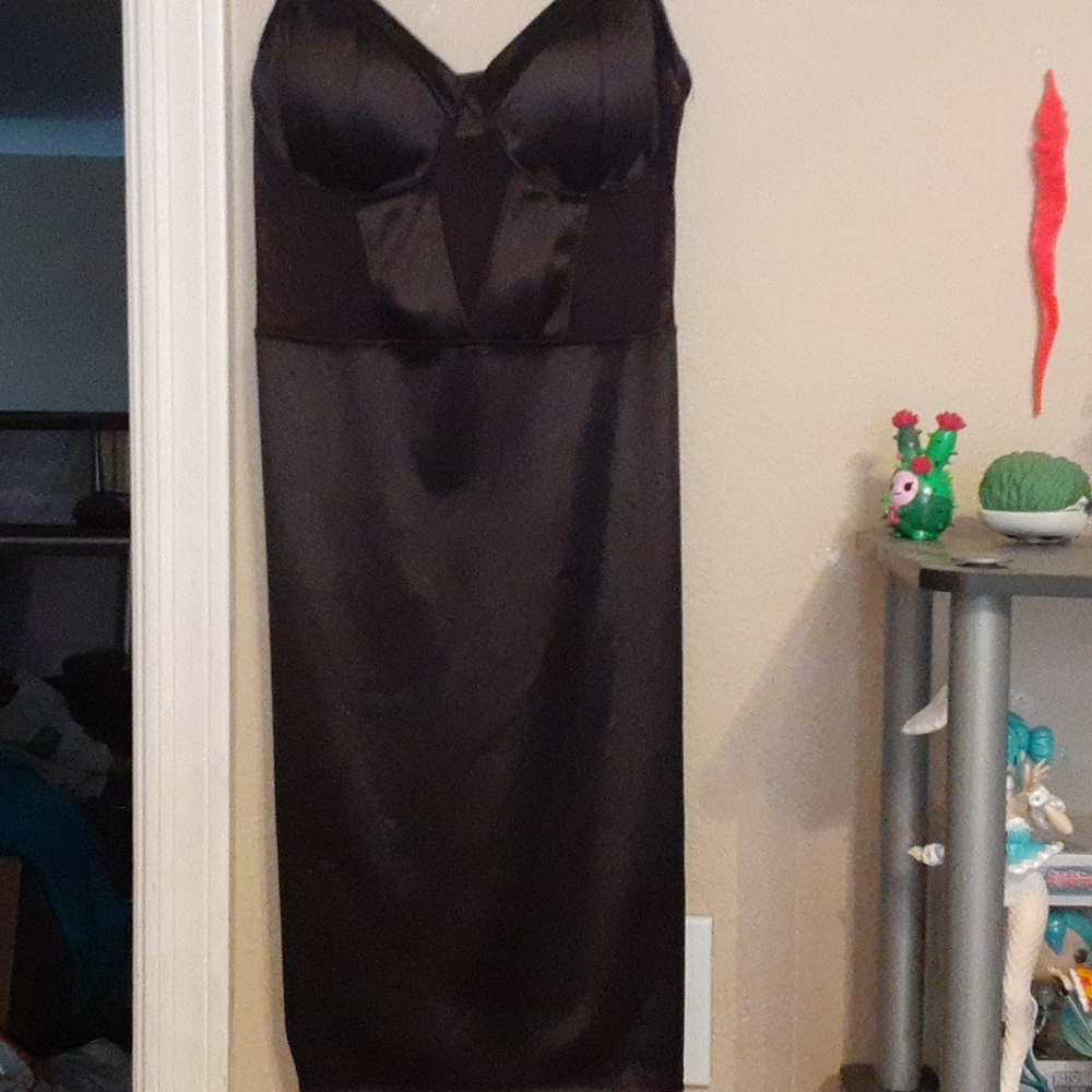 Bozzolo Black fitting dress